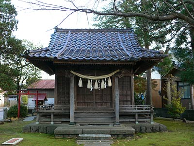 中曽根町の神明社社殿