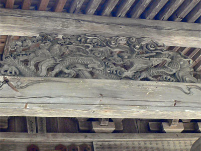 熱田神社拝殿の彫刻