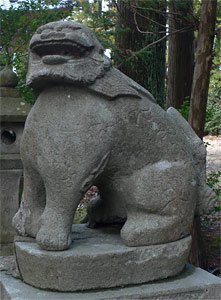 熱田神社狛犬（阿像）