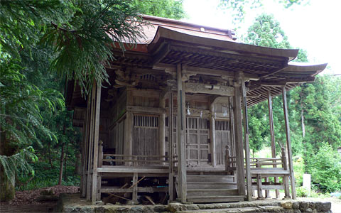 田之口の巣守神社社殿