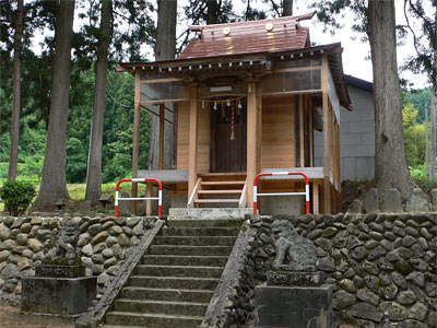 西野俣の弥彦神社社殿