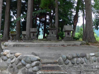 吉野神社境内 石祠
