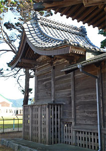 村上市金屋の須賀神社本殿