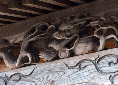 三島町下河根川日吉社拝殿彫刻