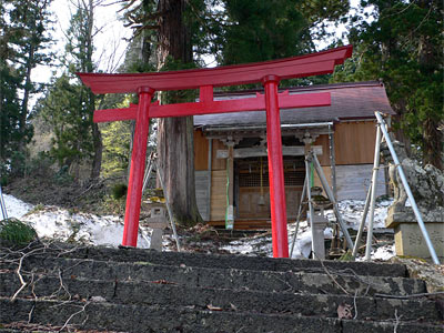 長岡市山古志種苧原の熊野神社二の鳥居