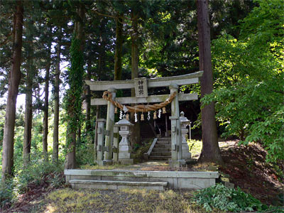 寺泊戸崎の神明神社参道入口