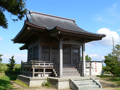 寺泊中曽根の諏訪神社社殿