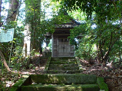 長瀬神社境内の琴平神社