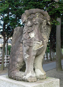 石山諏訪神社狛犬（吽像）
