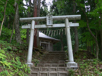 関川村金俣の神明神社