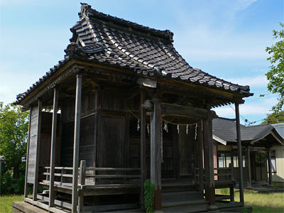 小須戸町竜玄の神明宮社殿