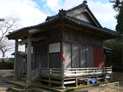 新潟市内野西の静田神社社殿