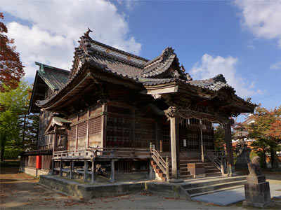 吉田諏訪神社社殿全景