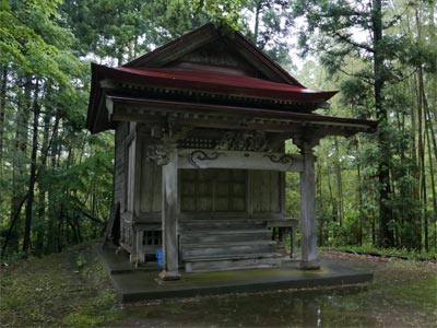 旧吉川町東鳥越の神明社社殿