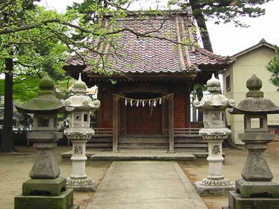 上木戸の諏訪神社社殿