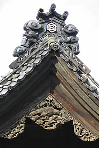 蒲原神社拝殿屋根