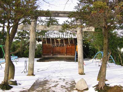 諏訪神社（猿ケ馬場）