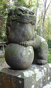宮崎の熊野神社狛犬