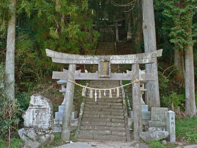 湯平の谷川神社