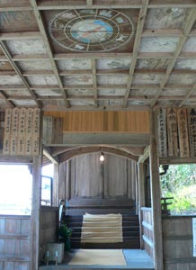 山神社拝殿内部