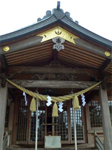 石垣西の吉弘神社拝殿向拝部分
