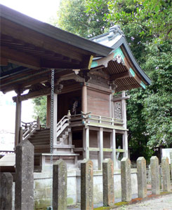 石垣西の吉弘神社本殿