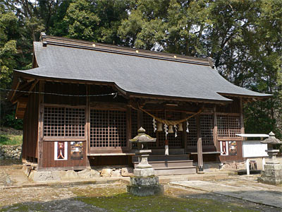 豊岡の八津島神社拝殿