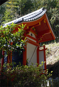 宮苑の日吉神社本殿